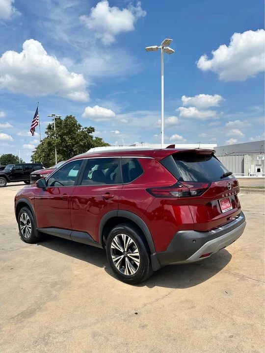 2022 Nissan Rogue - Image 4 of 6