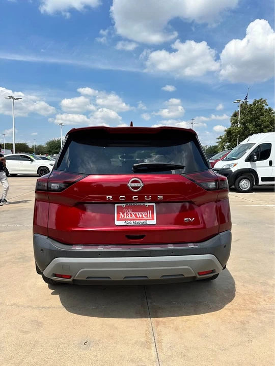 2022 Nissan Rogue - Image 5 of 6