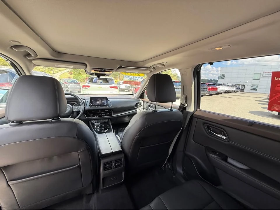 2022 Nissan Rogue - Image 13 of 13