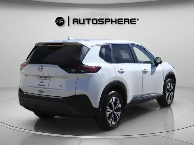 2022 Nissan Rogue - Image 10 of 21