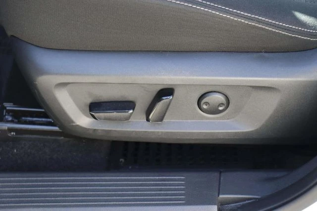 2022 Nissan Rogue - Image 18 of 21