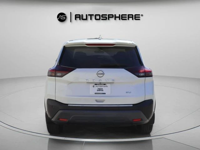 2022 Nissan Rogue - Image 8 of 21