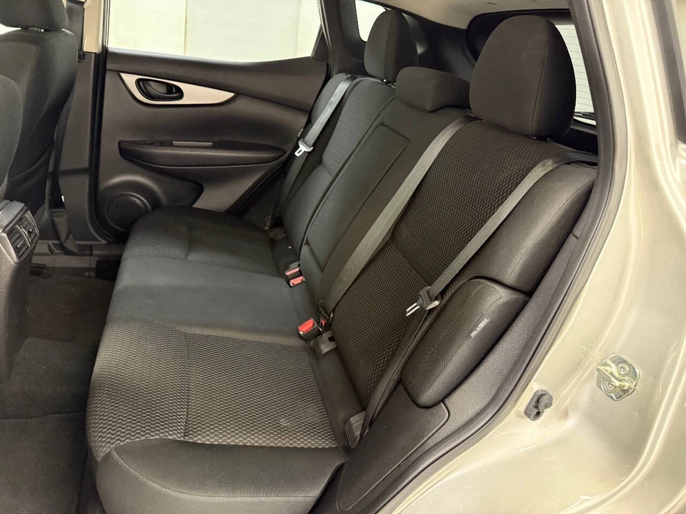 2022 Nissan Rogue - Image 31 of 31