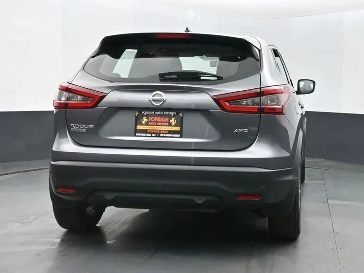 2022 Nissan Rogue - Image 8 of 12