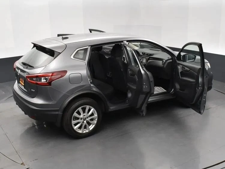 2022 Nissan Rogue - Image 6 of 12