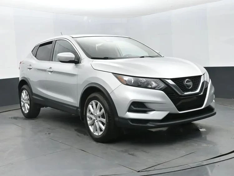2022 Nissan Rogue - Image 2 of 12