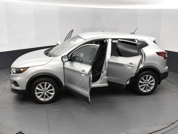 2022 Nissan Rogue - Image 7 of 12