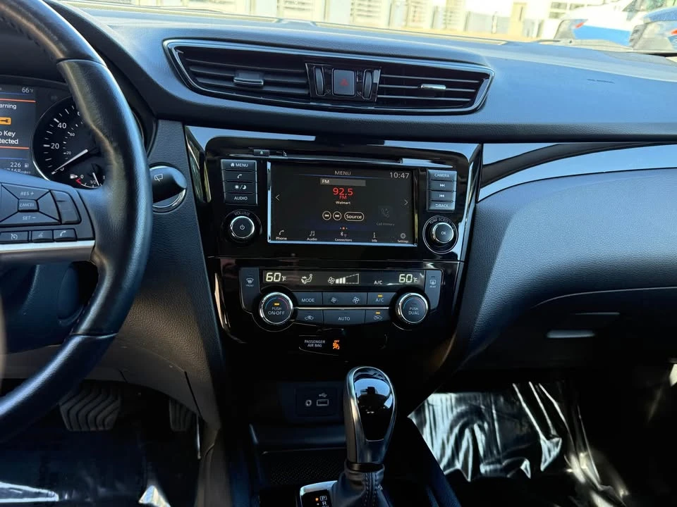 2022 Nissan Rogue - Image 12 of 14
