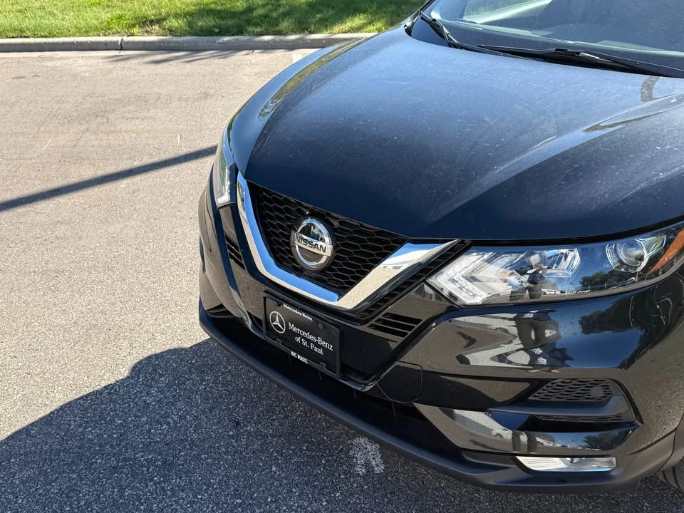 2022 Nissan Rogue - Image 2 of 14