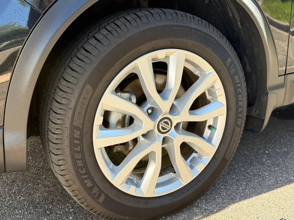 2022 Nissan Rogue - Image 3 of 14