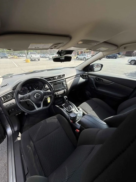 2022 Nissan Rogue - Image 4 of 14