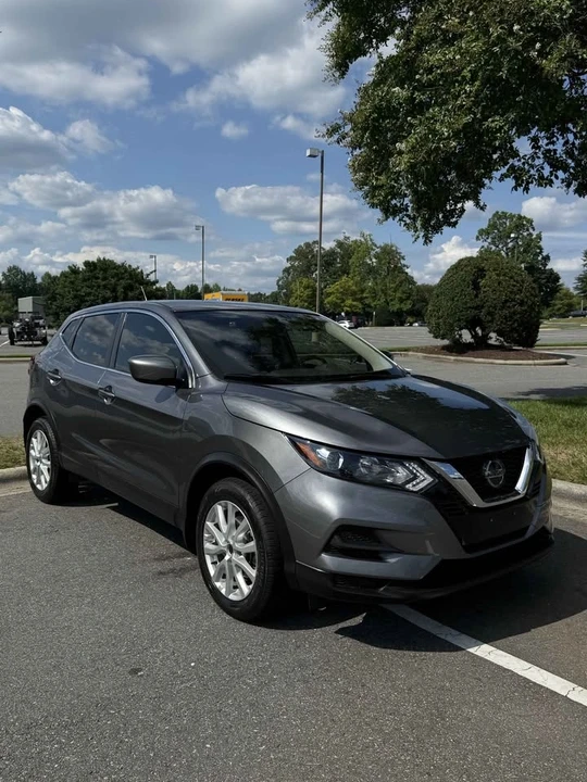 2022 Nissan Rogue - Image 3 of 14