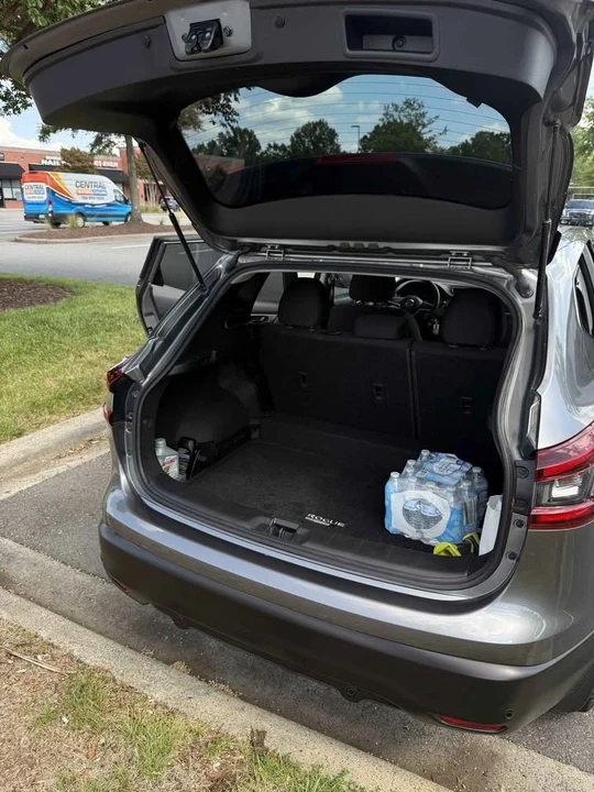 2022 Nissan Rogue - Image 8 of 14