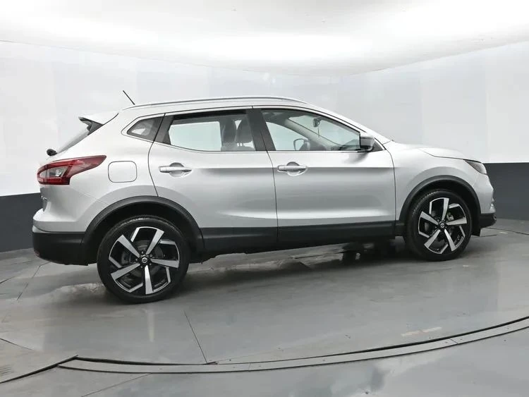 2022 Nissan Rogue - Image 4 of 12