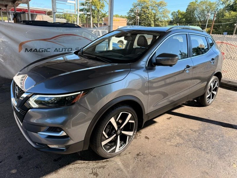2022 Nissan Rogue - Image 8 of 12