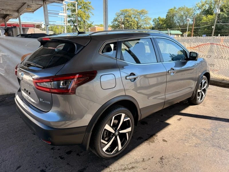 2022 Nissan Rogue - Image 12 of 12