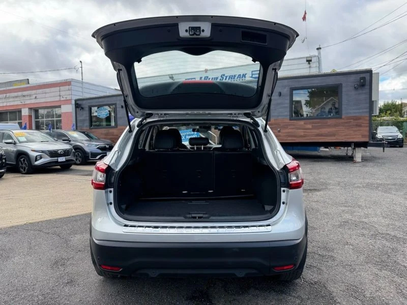 2022 Nissan Rogue - Image 12 of 12