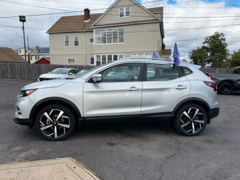 2022 Nissan Rogue - Image 7 of 12