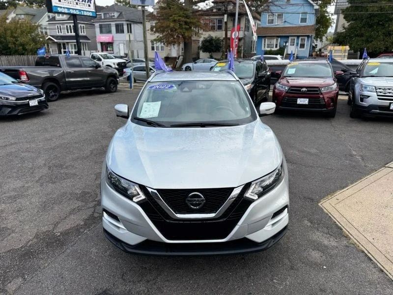 2022 Nissan Rogue - Image 4 of 12