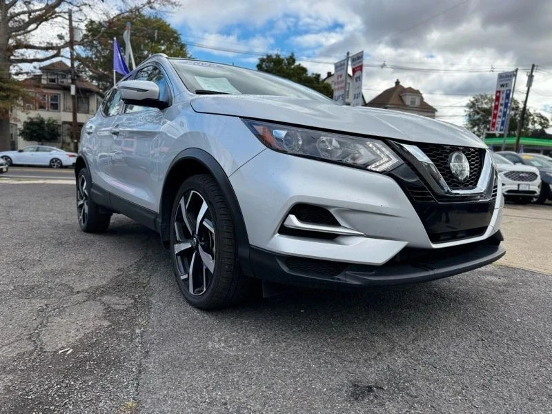 2022 Nissan Rogue - Image 6 of 12