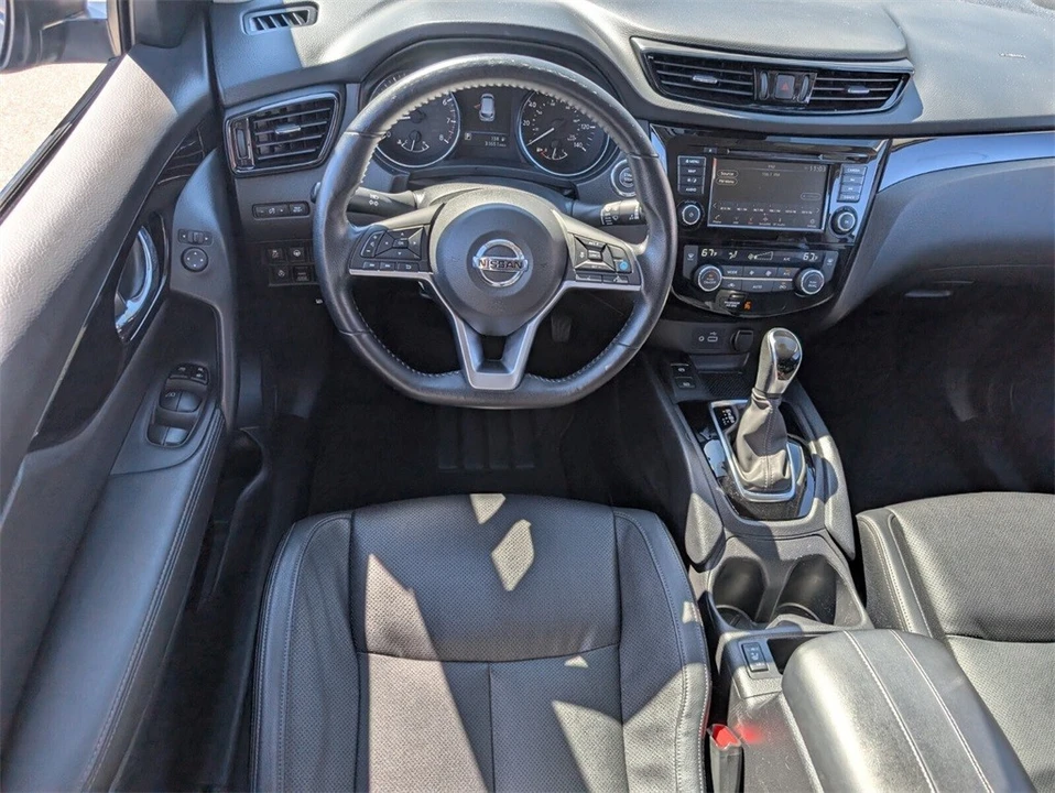 2022 Nissan Rogue - Image 13 of 21