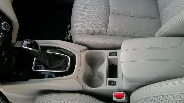 2022 Nissan Rogue - Image 21 of 21