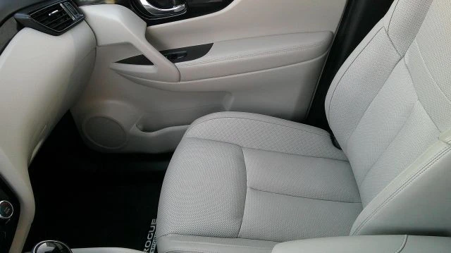 2022 Nissan Rogue - Image 20 of 21