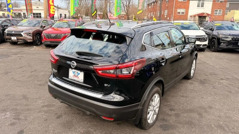2022 Nissan Rogue - Image 5 of 12