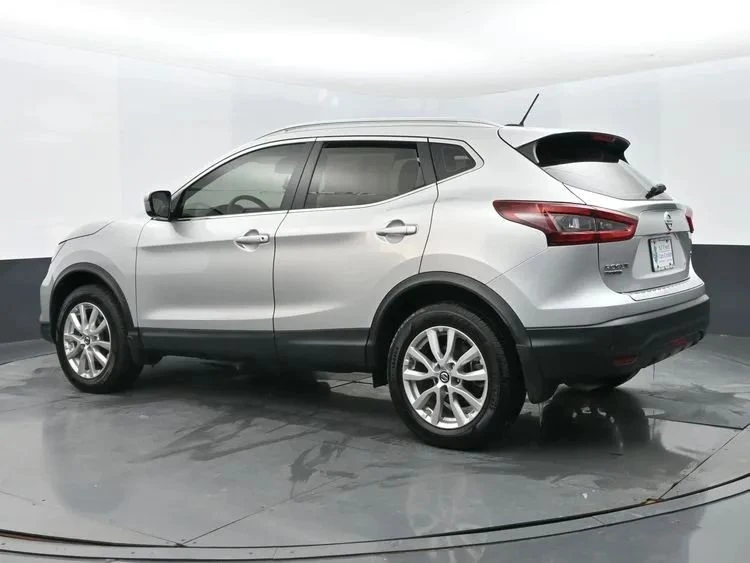 2022 Nissan Rogue - Image 9 of 12