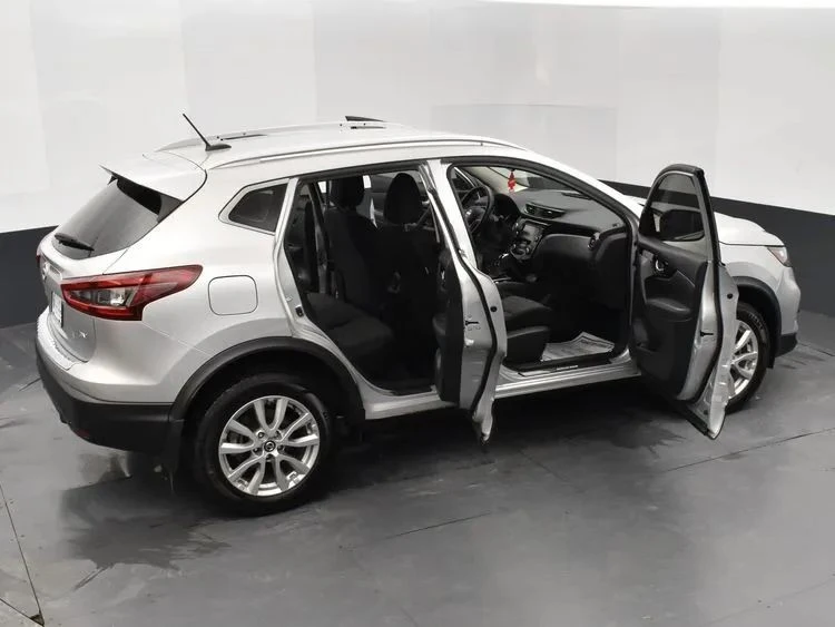 2022 Nissan Rogue - Image 6 of 12