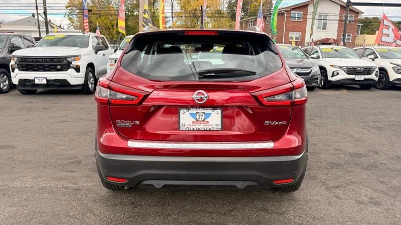 2022 Nissan Rogue - Image 6 of 12