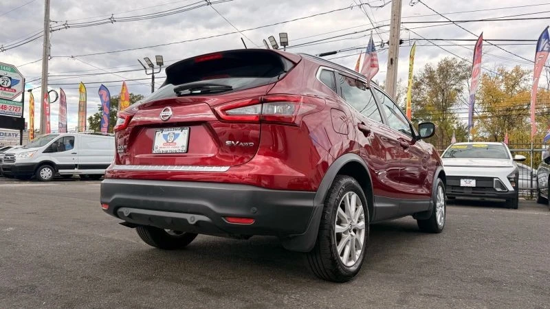 2022 Nissan Rogue - Image 9 of 12