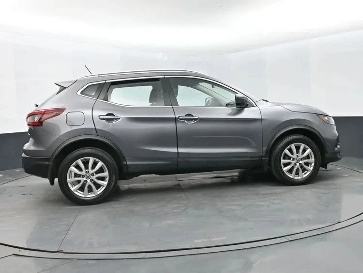 2022 Nissan Rogue - Image 4 of 12