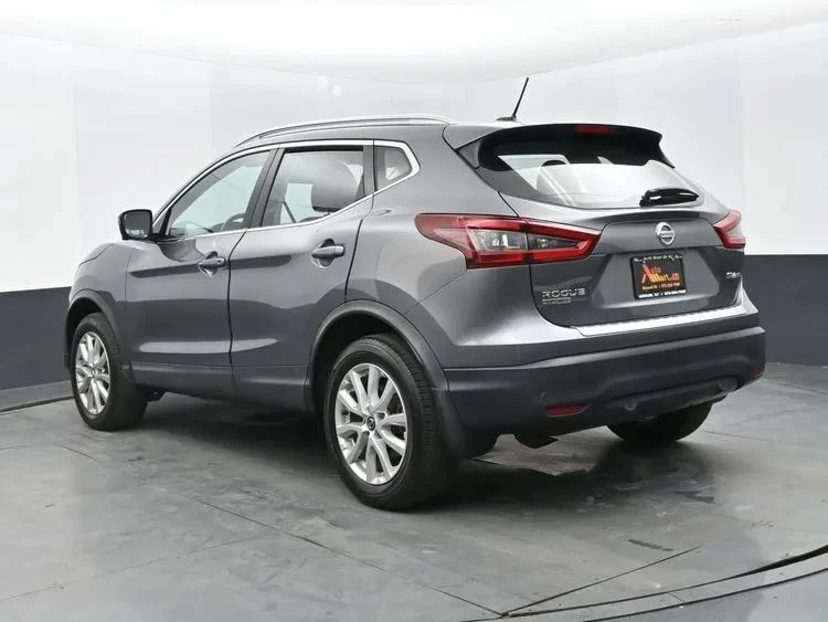 2022 Nissan Rogue - Image 9 of 12