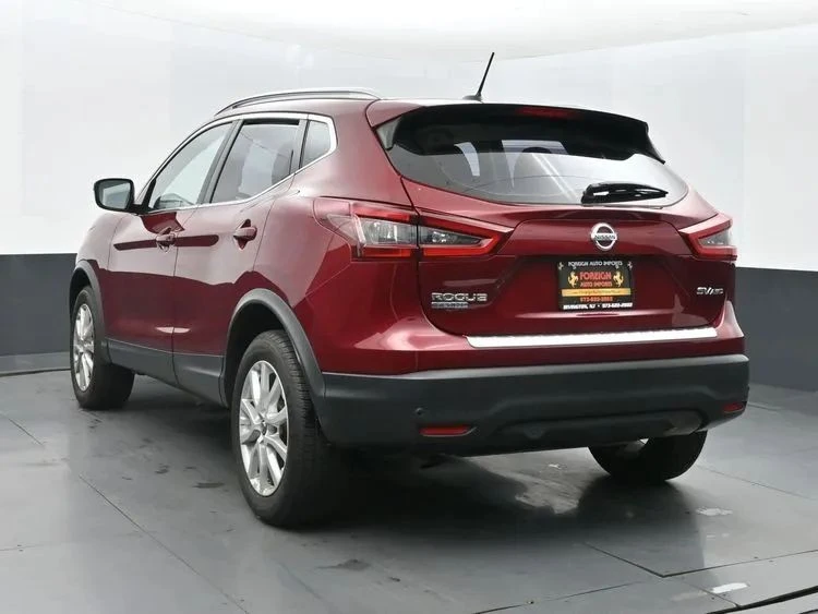 2022 Nissan Rogue - Image 9 of 12
