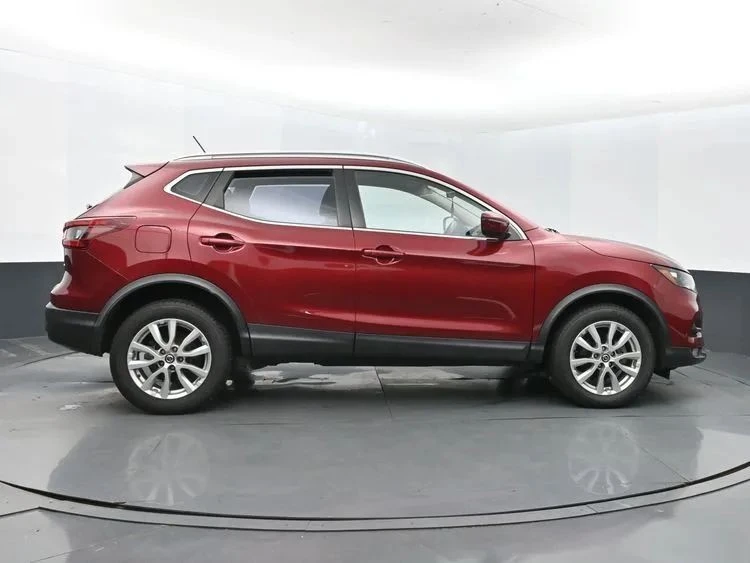 2022 Nissan Rogue - Image 4 of 12