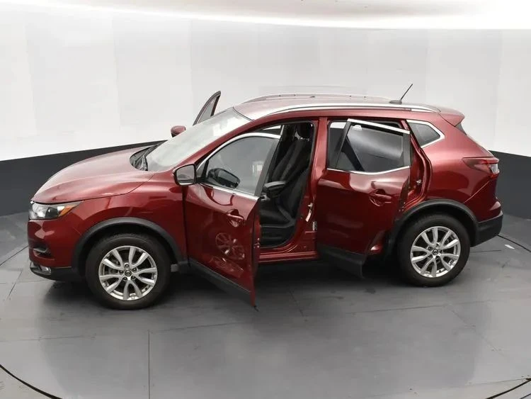 2022 Nissan Rogue - Image 7 of 12
