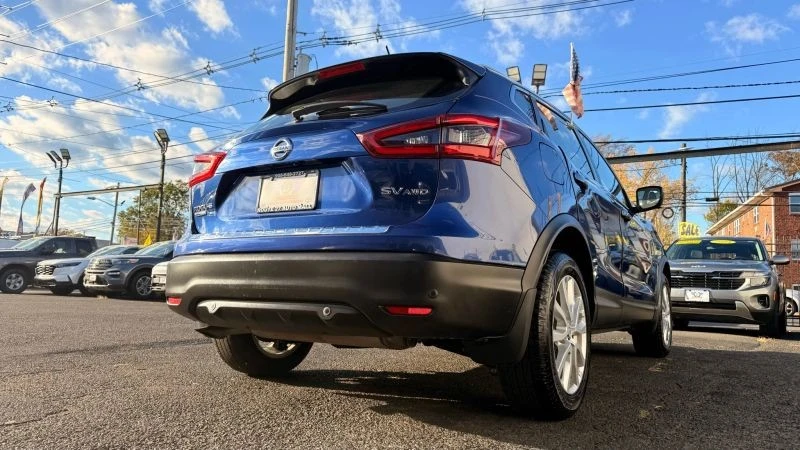 2022 Nissan Rogue - Image 9 of 12