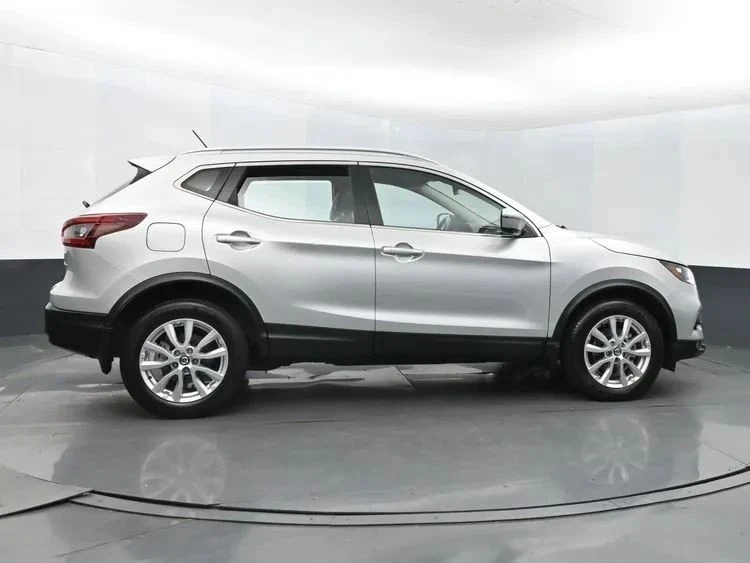 2022 Nissan Rogue - Image 4 of 12
