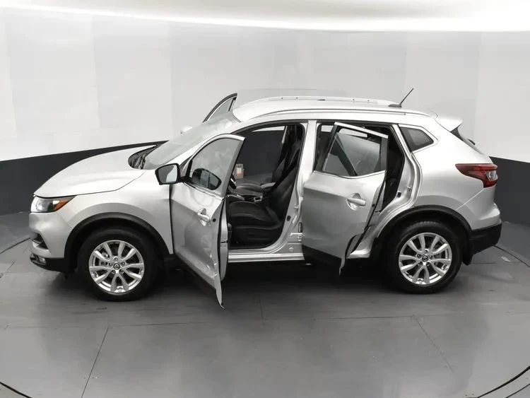 2022 Nissan Rogue - Image 7 of 12