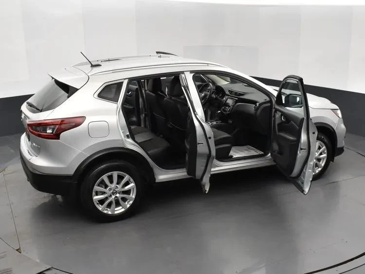2022 Nissan Rogue - Image 6 of 12