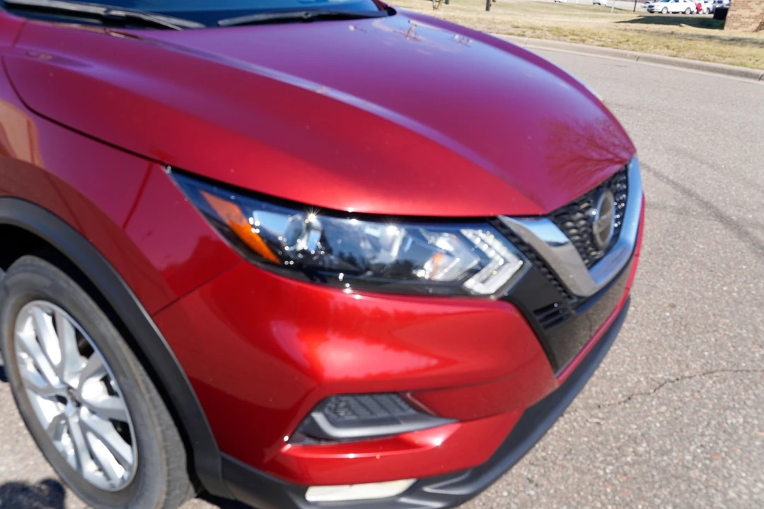 2022 Nissan Rogue - Image 26 of 31