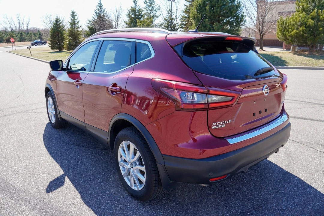 2022 Nissan Rogue - Image 6 of 31