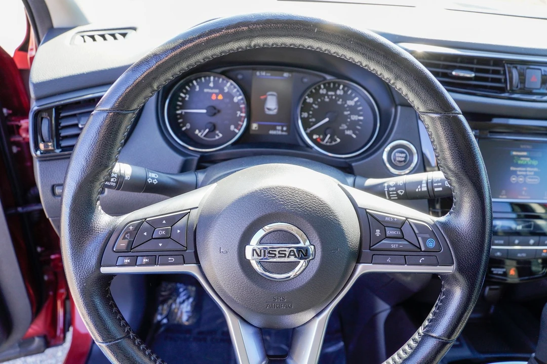 2022 Nissan Rogue - Image 13 of 31