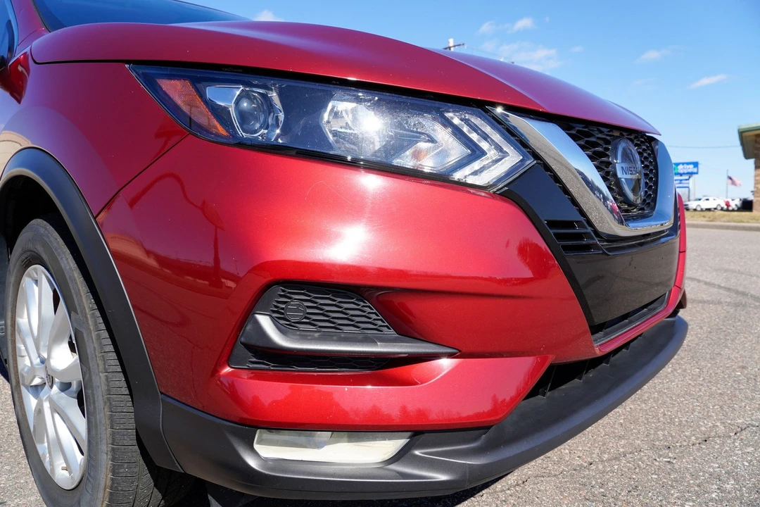 2022 Nissan Rogue - Image 24 of 31