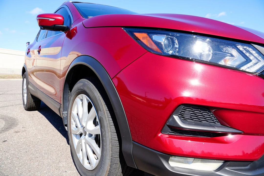 2022 Nissan Rogue - Image 25 of 31