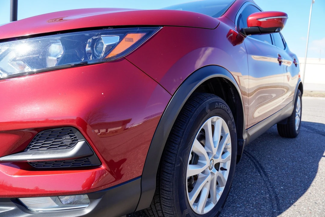 2022 Nissan Rogue - Image 22 of 31