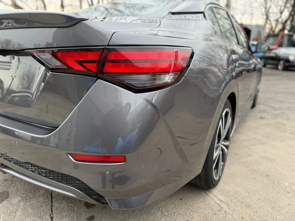 2022 Nissan Sentra 8th Gen - Image 11 of 21