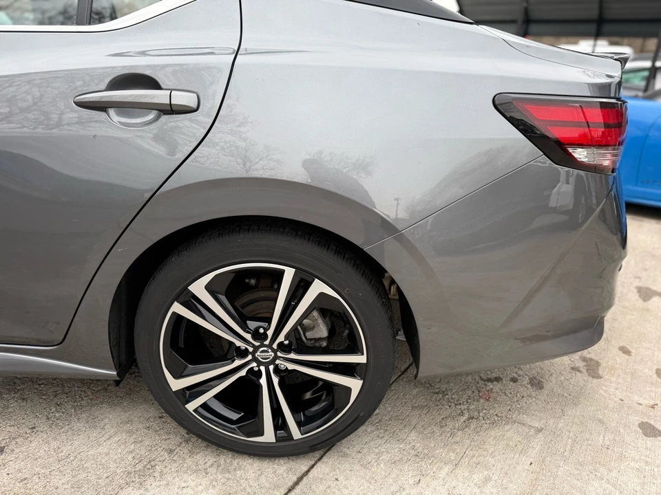 2022 Nissan Sentra 8th Gen - Image 13 of 21