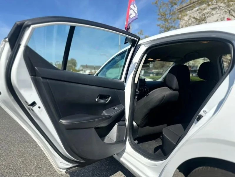 2022 Nissan Sentra 8th Gen - Image 11 of 12